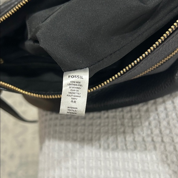 Fossil Black Crossbody Bag - Picture 6 of 6